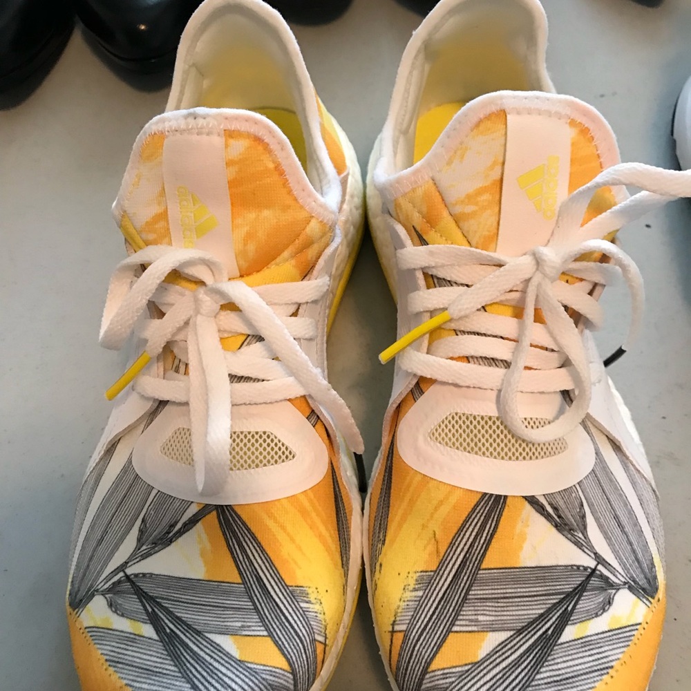 Adidas pure boost running shoes size 7